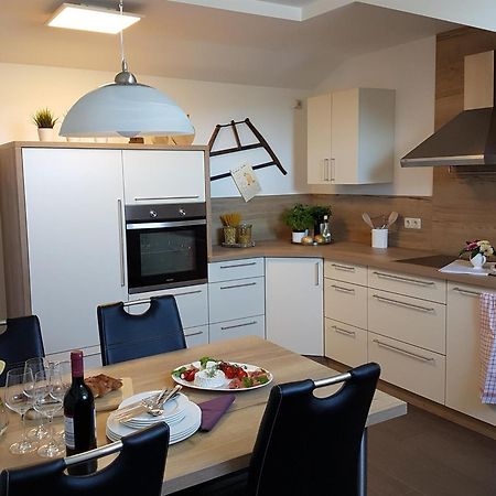 Ferienwohnung An Der Kleinen Schreinerei Hallschlag Phòng bức ảnh