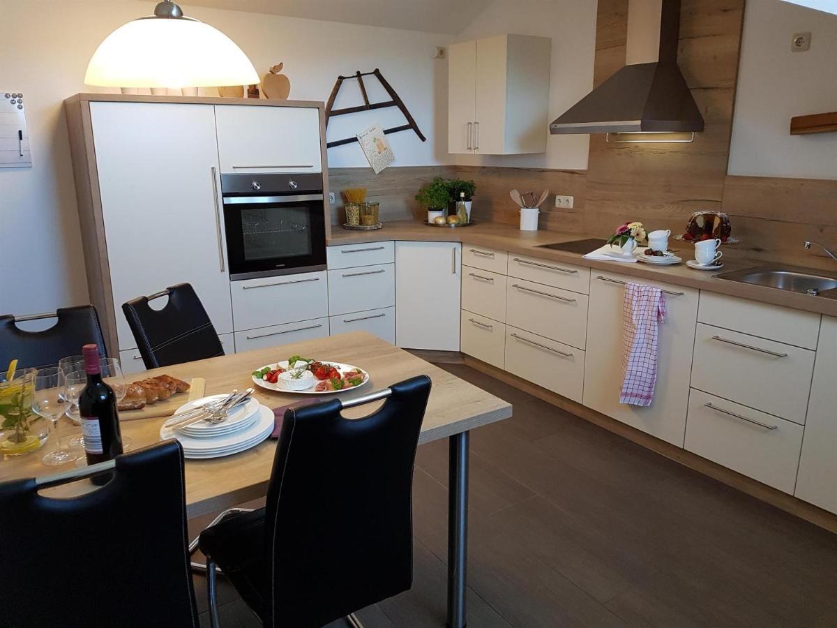 Ferienwohnung An Der Kleinen Schreinerei Hallschlag Ngoại thất bức ảnh