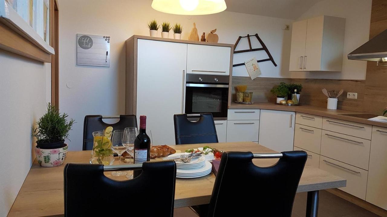 Ferienwohnung An Der Kleinen Schreinerei Hallschlag Ngoại thất bức ảnh